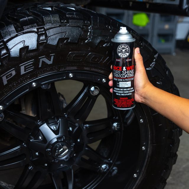 Chemical Guys Nice And Wet Tire Shine Protective Coating 340 ml TVDSPRAY101