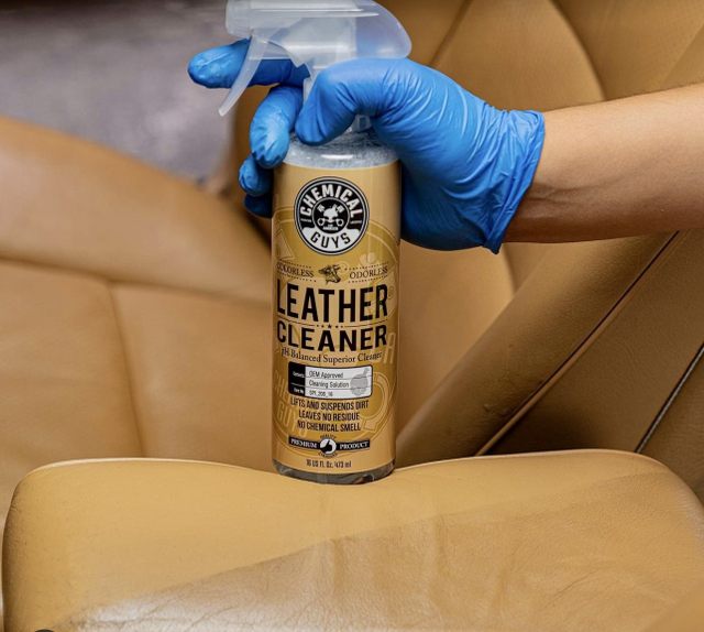 Очищувач шкіри Chemical Guys Leather Cleaner Color Less & Odor Less 473 ml SPI208_16