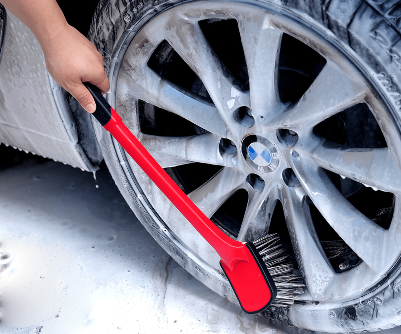 Щётка MaxShine Soft Grip Tire & Wheel Cleaning Brush Long Handle 7011033