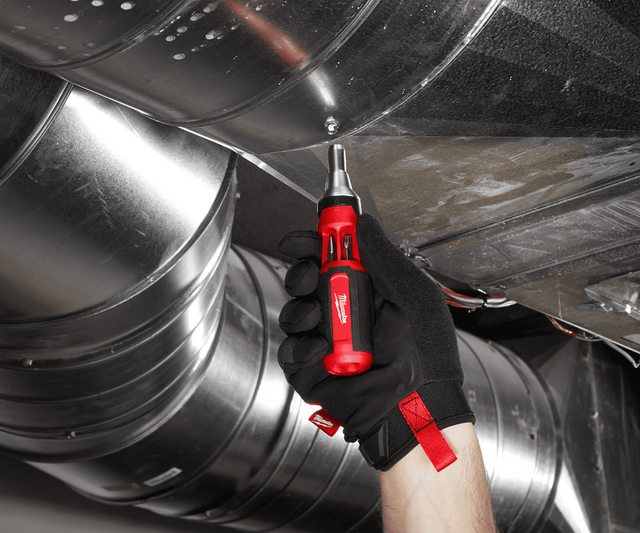 Універсальна викрутка Milwaukee 9 in 1 Ratcheting Multi-bit Screwdriver 4932471598