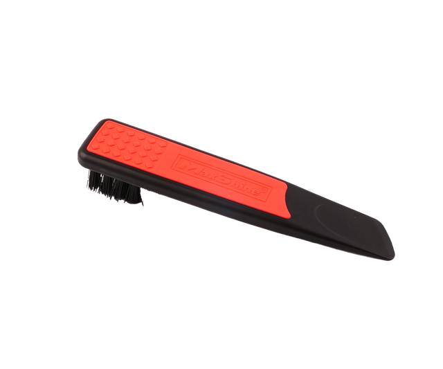 Щётка MaxShine Foam Pad Cleaning Brush and Pad Removal Tool 7011029 Щётка MaxShine Foam Pad Cleaning Brush and Pad Removal Tool 7011029