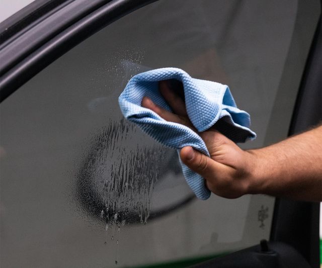 Очищувач скла Turtle Wax ClearVue Glass Cleaner 040013