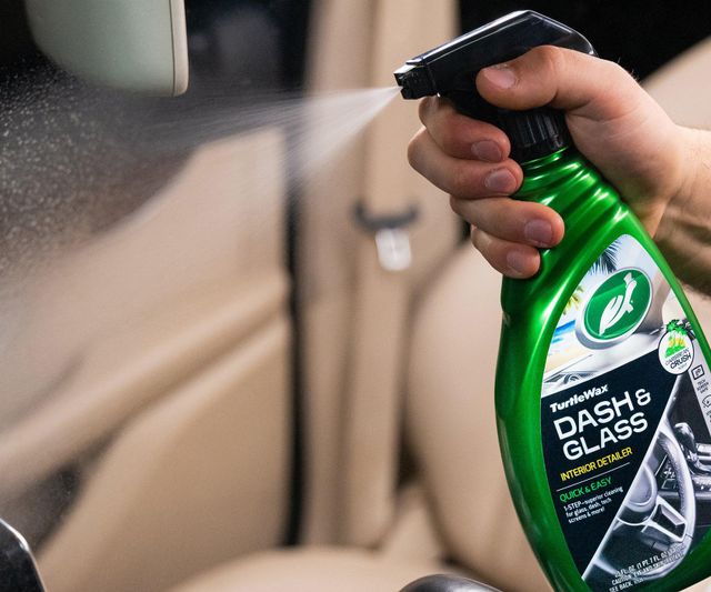 Очищувач Turtle Wax Dash & Glass 040019
