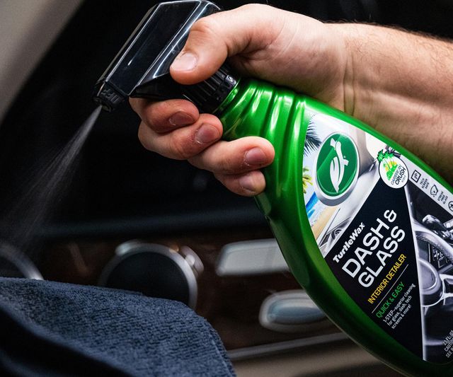 Очищувач Turtle Wax Dash & Glass 040019