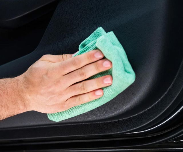 Аерозольний очищувач Turtle Wax Interior 1 Multipurpose Cleaner & Stain Remover 040039