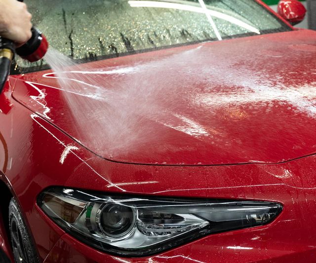 Шампунь Turtle Wax Zip Wax Car Wash & Wax 500 ml 040041