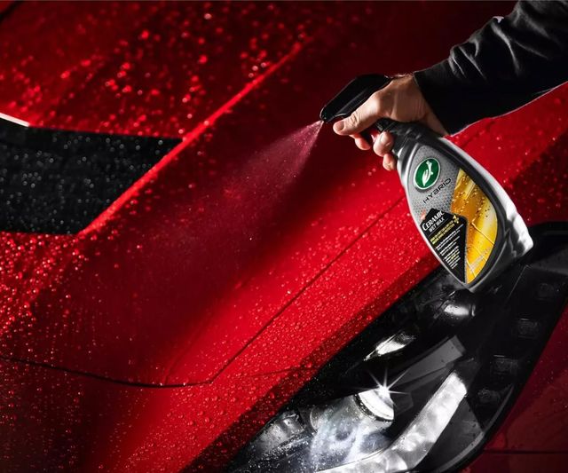 Жидкий воск Turtle Wax Ceramic Wet Wax 040068 Жидкий воск Turtle Wax Ceramic Wet Wax 040068